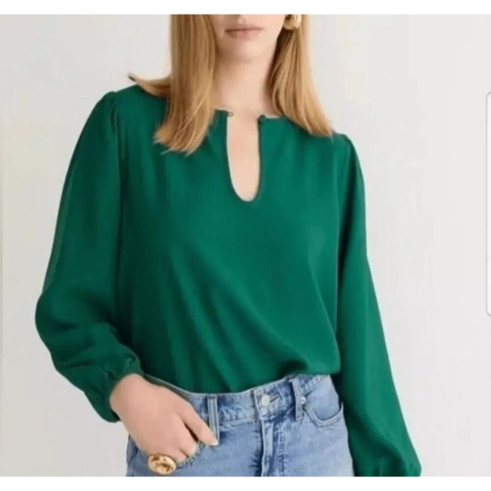 J. Crew Keyhole Puff Sleeve Drapey Crepe Blouse Top Green Size XSP Petite NWT